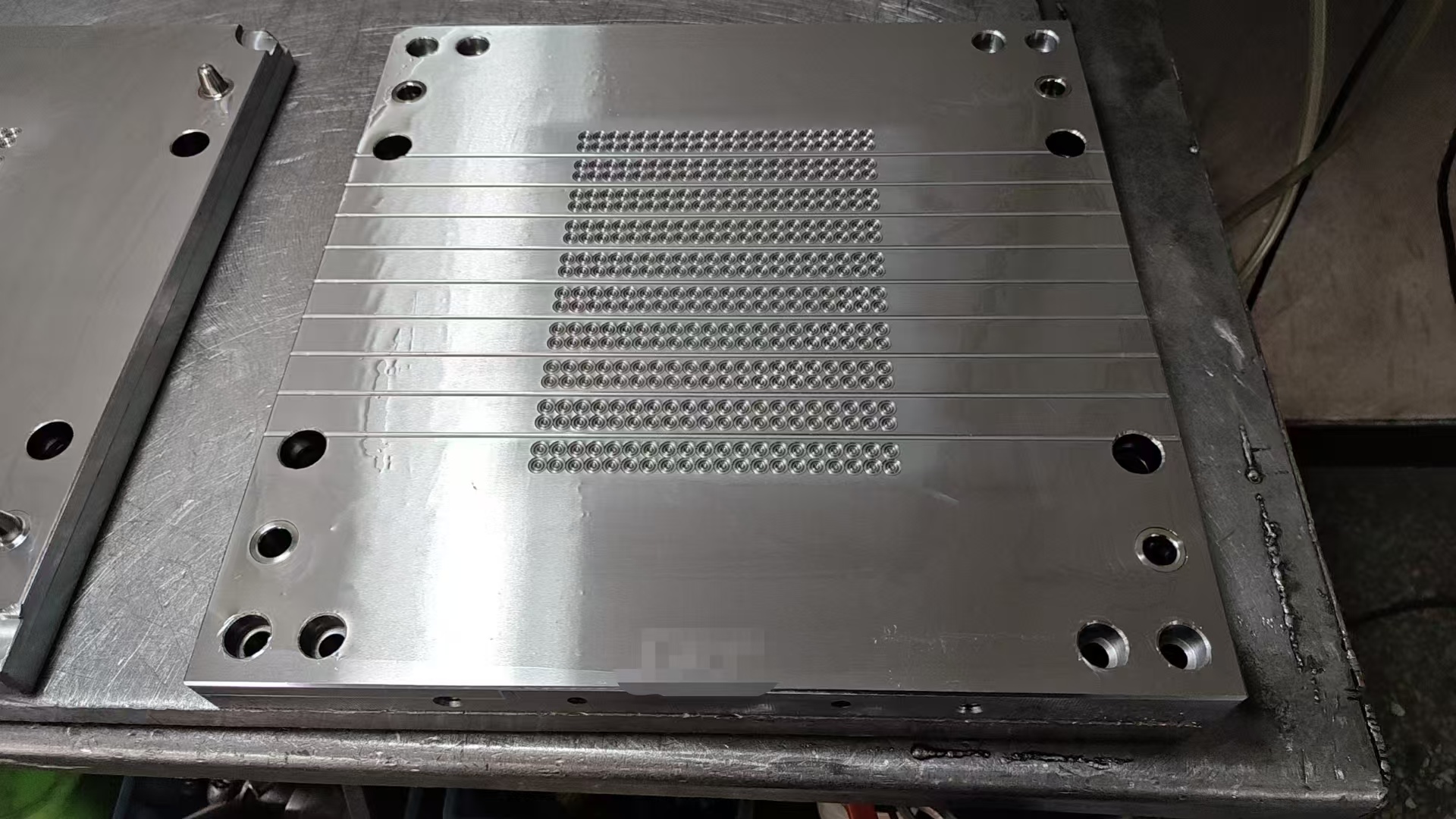江门模具